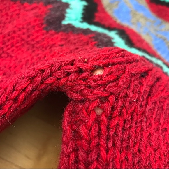 SOLD:  BANANA REPUBLIC Safari & Travel 100% Wool Chunky Geo Print Sweater Sz S - Picture 14 of 16